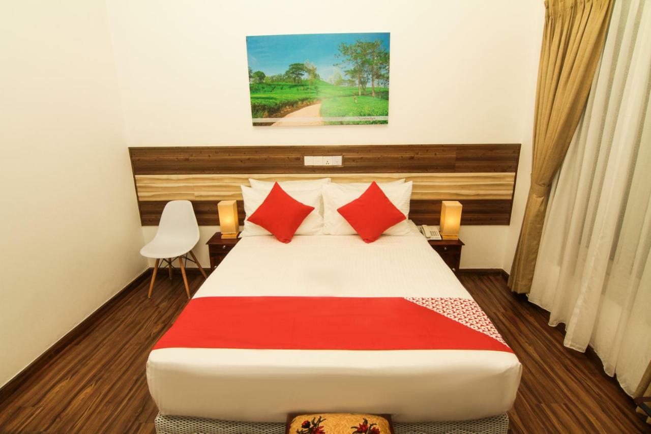 Clove Transit Hotel Kotugoda Εξωτερικό φωτογραφία