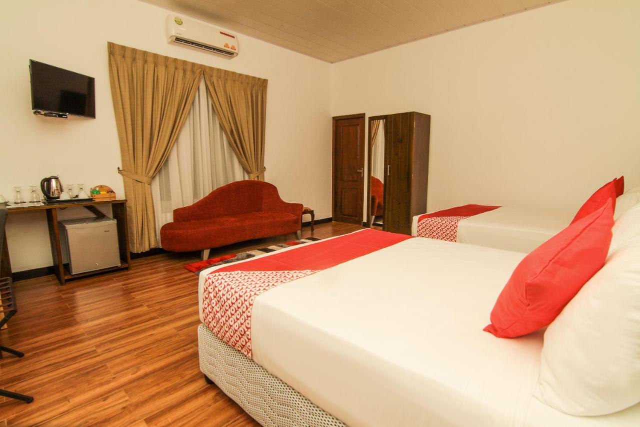 Clove Transit Hotel Kotugoda Εξωτερικό φωτογραφία