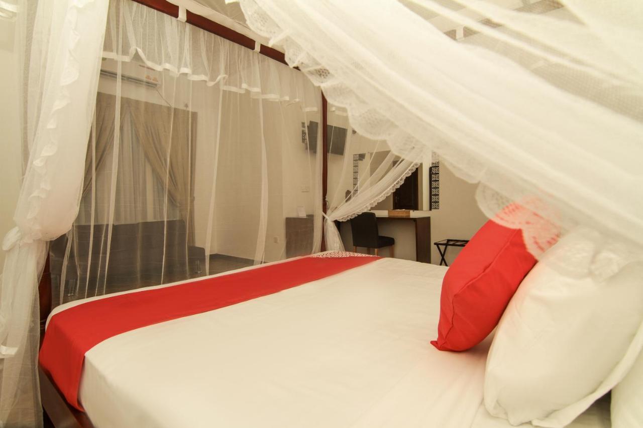 Clove Transit Hotel Kotugoda Εξωτερικό φωτογραφία